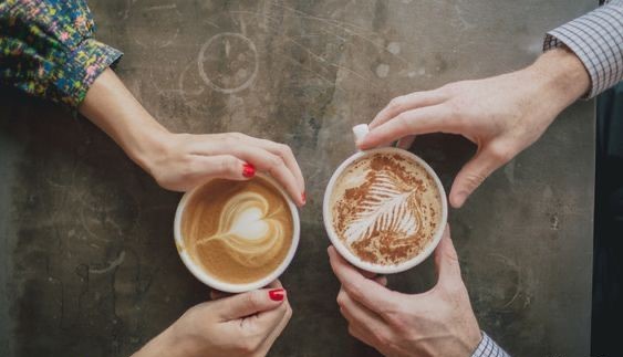 أفضل مشروب قبل العلاقة الحميمة